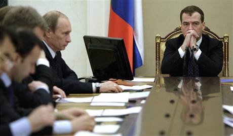Vladimir Putin a Dmitrij Medvedv (ilustraní foto)